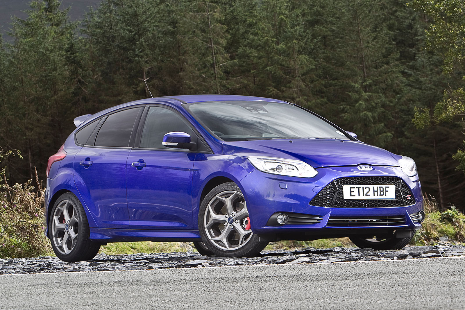 Ford Focus ST front three quarter static