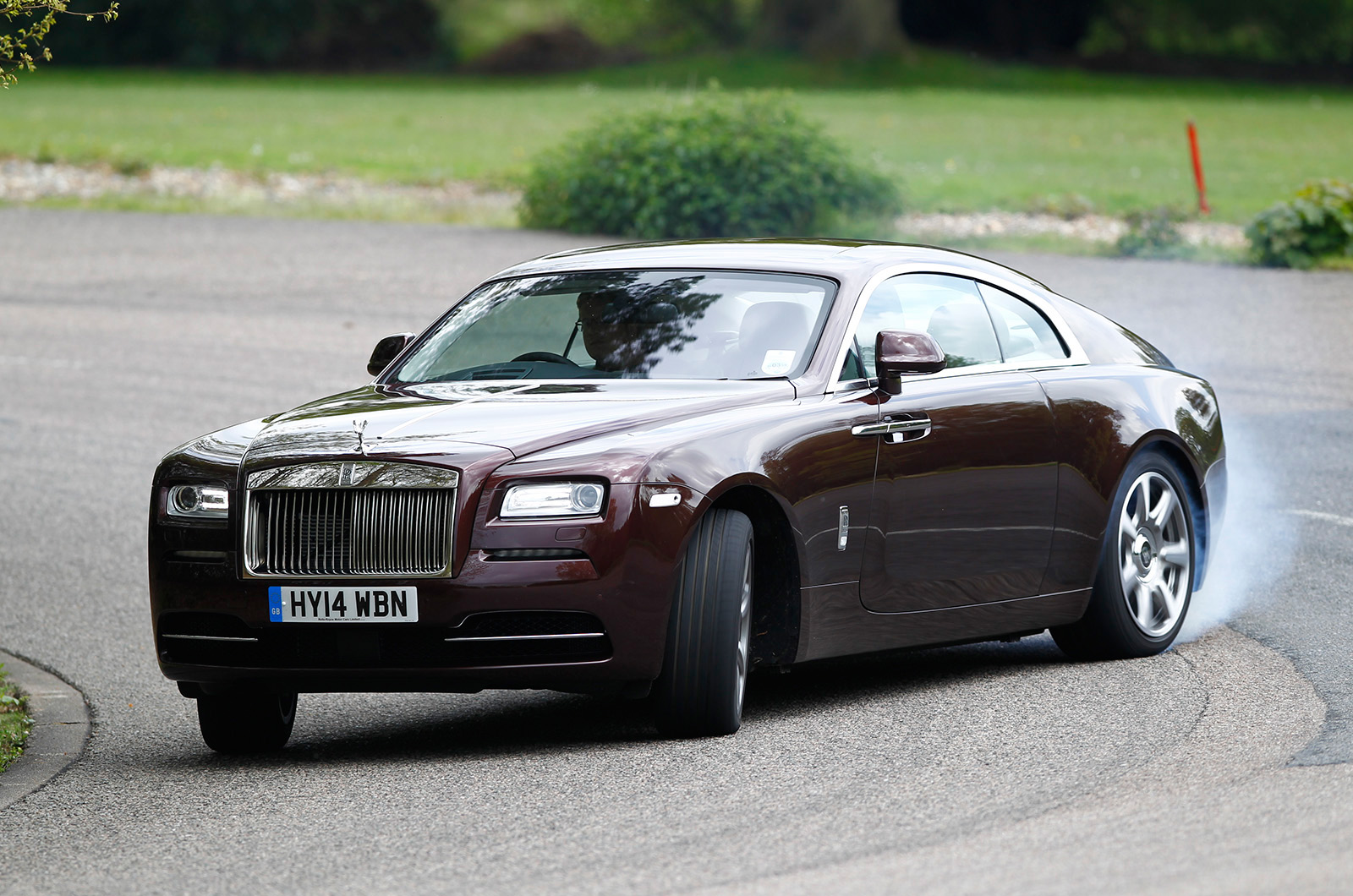 Rolls-Royce Wraith drifting