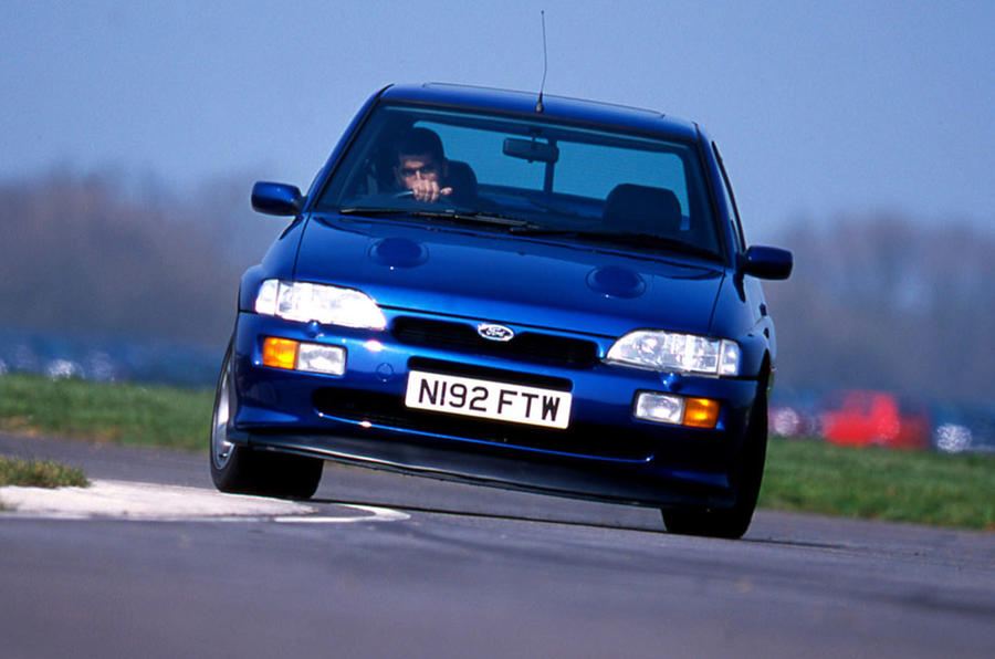 Ford Escort RS Cosworth - hero front